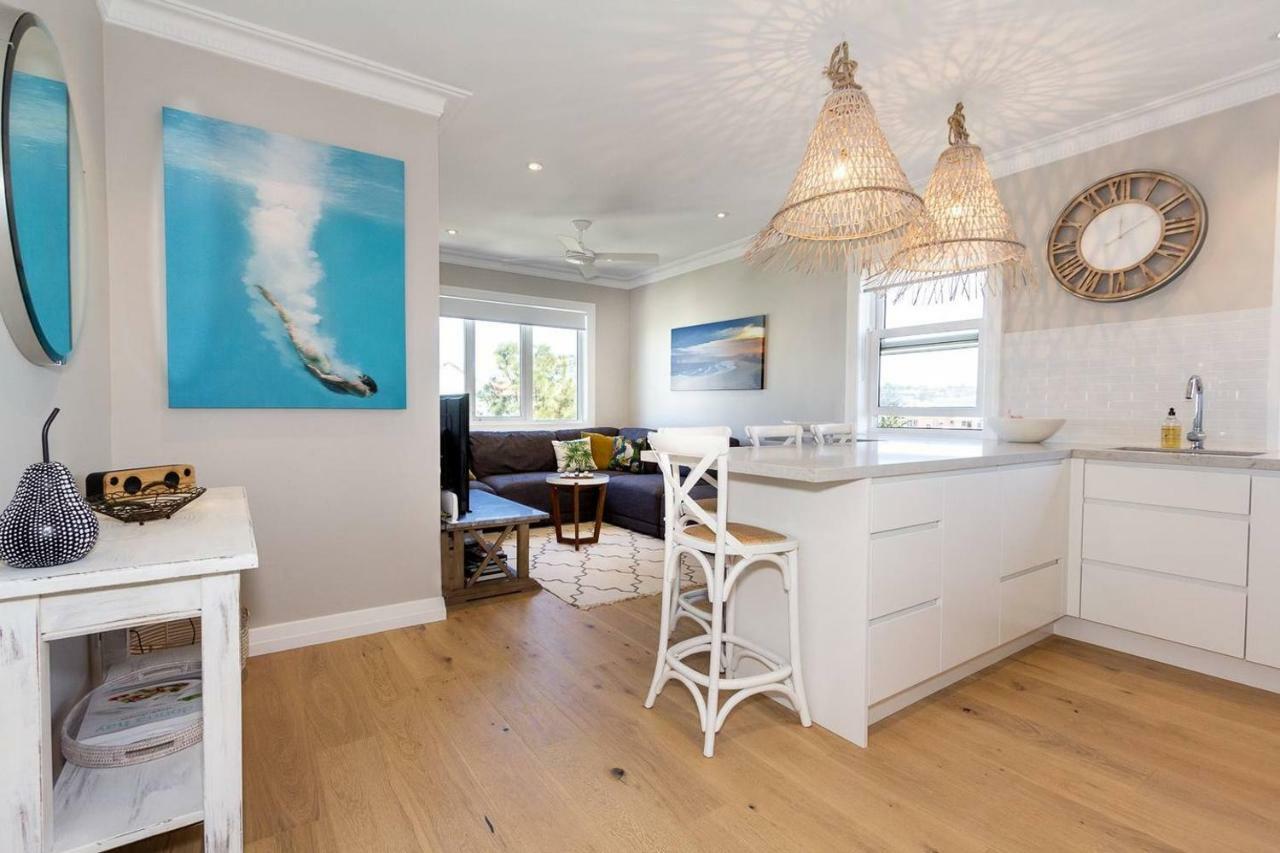 Bondi Breeze-Hosted By:L'Abode Accommodation Sydney Luaran gambar