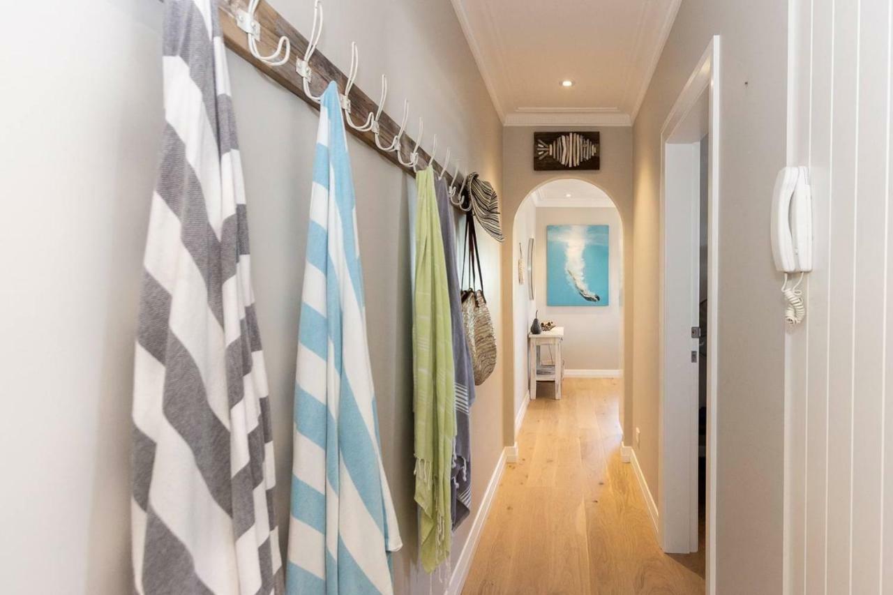 Bondi Breeze-Hosted By:L'Abode Accommodation Sydney Luaran gambar